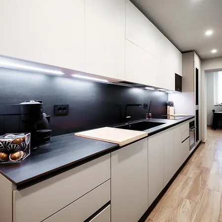 Breva - Downtown - Jacuzzi And Garden Como