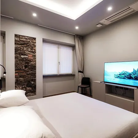 Breva - Downtown - Jacuzzi And Garden Como