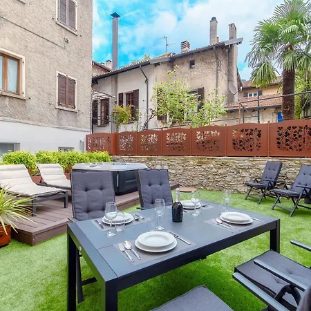 아파트 Breva - Downtown - Jacuzzi And Garden 코모