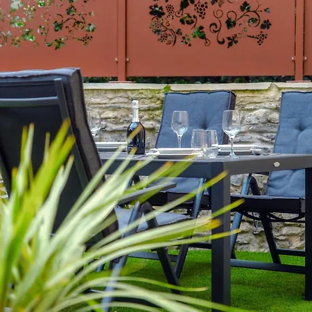 Breva - Downtown - Jacuzzi And Garden * 코모